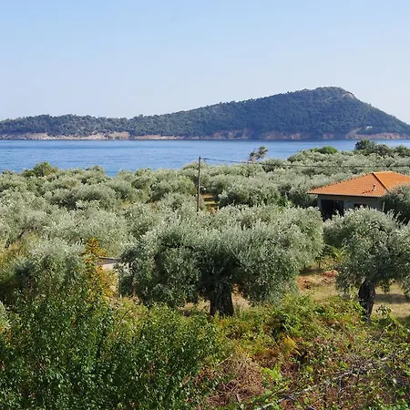 Ξενοδοχείο αθηνά *