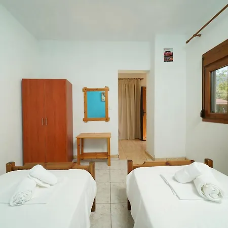 Hotel Athina *
