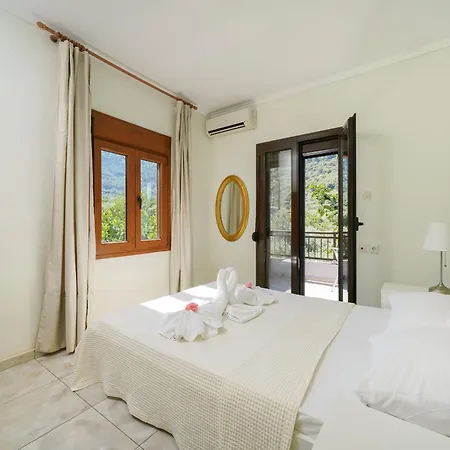 Hotel Athina *