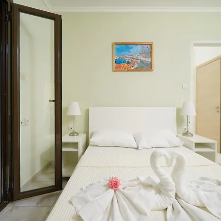 Athina Hotel