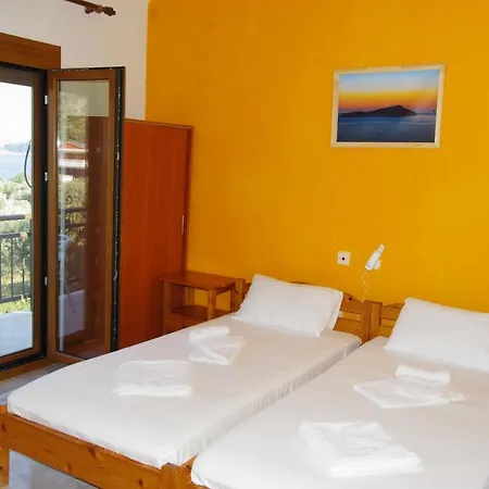 Hotel Athina Villa