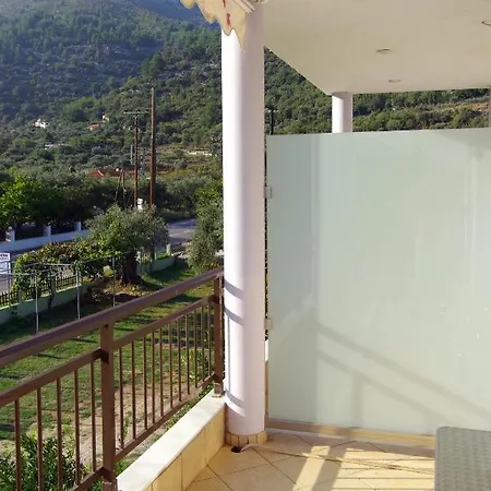 Athina Villa Hotel Koinira