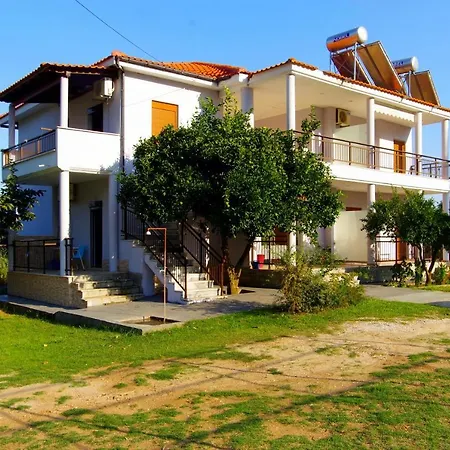 Athina Villa Koinira
