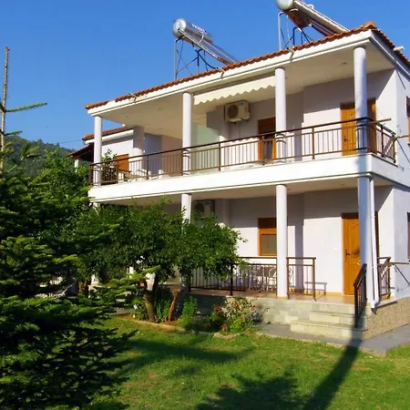 Hotel Athina Villa *