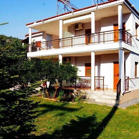 Athina Villa Hotel *