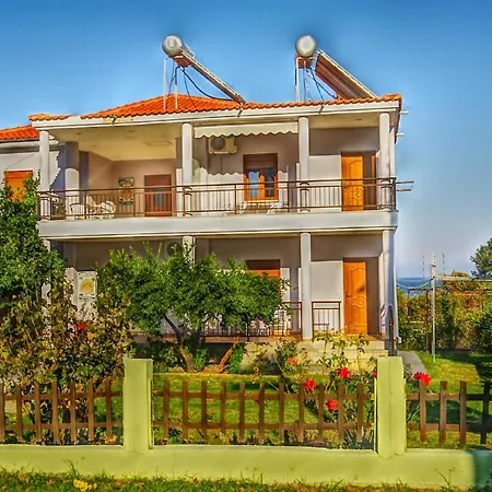 Athina Villa Hotel *