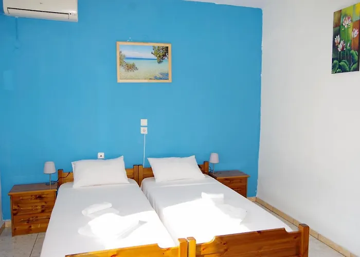 Athina ホテル コイニラ