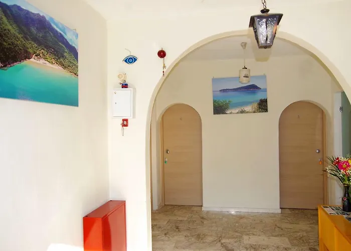 Athina * コイニラ